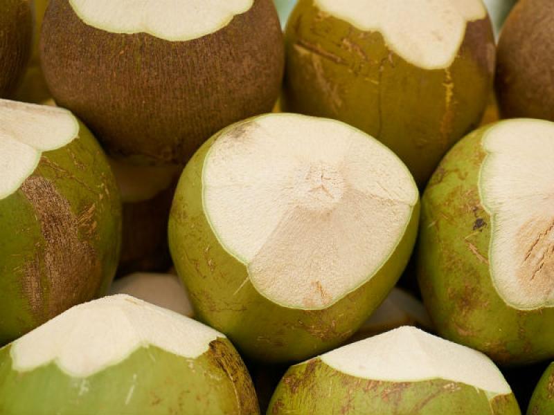 তারুণ্য ধরে রাখে ডাবের পানি