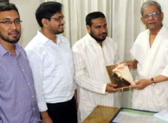 ‘সাহসী ভূমিকা রাখতে শিবিরকে মির্জা ফখরুলের উৎসাহ’