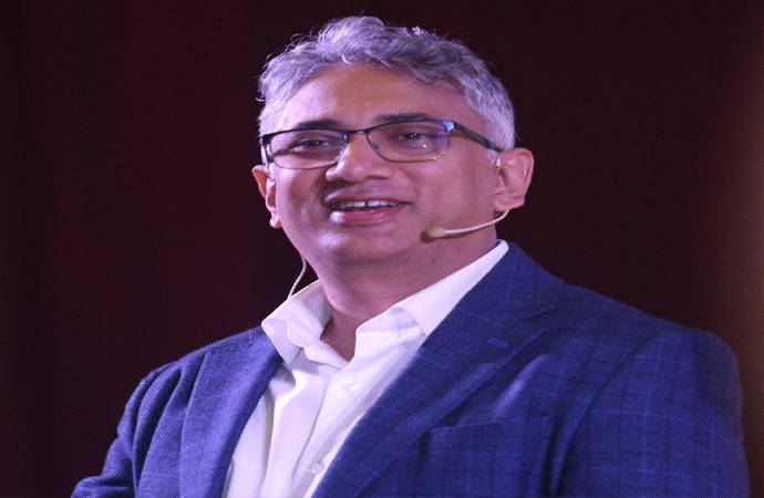 গ্রামীণফোনের প্রথম বাংলাদেশি সিইও ইয়াসির আজমান