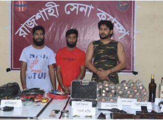 অস্ত্রসহ আটক অনিন্দ্য ও দুই সহযোগীর বিরুদ্ধে মামলা, রিমান্ড চায় পুলিশ