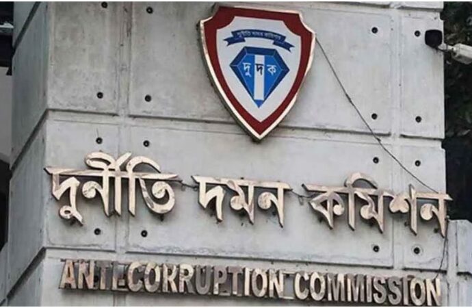 এনবিআরের ১৭ শীর্ষ কর্মকর্তার সম্পদের হিসাব চায় দুদক