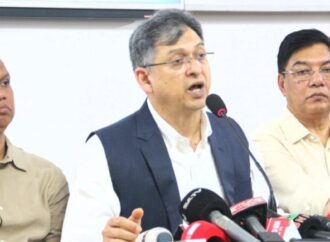 গণতন্ত্রের জন্য জীবন উৎসর্গকারী সবাই জাতীয় বীর: সালাহউদ্দিন আহমদ