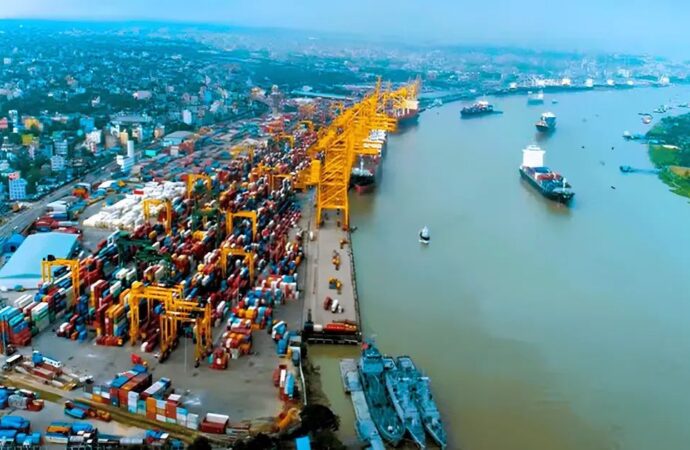 মোংলা বন্দরের চলতি অর্থবছরের লক্ষ্যমাত্রা ৬০০ কোটি টাকা রাজস্ব