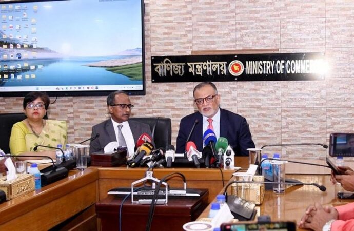 বাংলাদেশ-পাকিস্তান যৌথ অর্থনৈতিক কমিশন চালু করতে উদ্যোগ নেওয়া হয়েছে