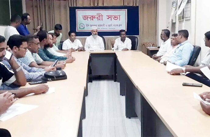 পেঁয়াজ আমদানি অব্যাহত রাখতে ব্যবসায়ীদের দাবি