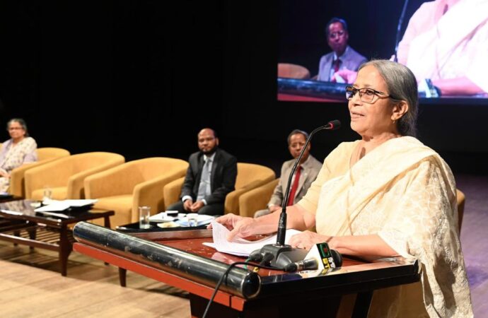 অমৎস্যজীবীদের জলাশয় ইজারা দেওয়া চলবে না: মৎস্য উপদেষ্টা