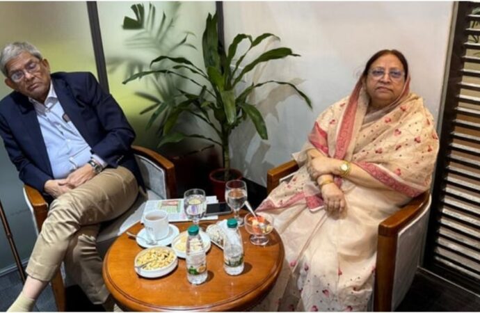 চোখের চিকিৎসা নিতে ব্যাংককের পথে মির্জা ফখরুল