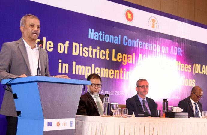 আইনগত সহায়তা সহজলভ্য করলে সময় ও অর্থ সাশ্রয় হবে: আইন উপদেষ্টা
