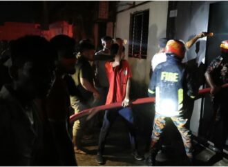 ভৈরবে অগ্নিকাণ্ডে প্রায় ১০ কোটি টাকার ক্ষয়ক্ষতির আশঙ্কা