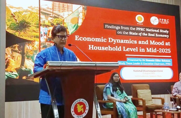 বাংলাদেশে দারিদ্র্যের হার তিন বছরে ২৮ শতাংশে পৌঁছেছে