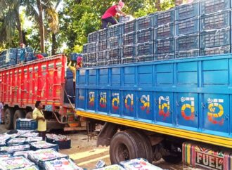 হিলি বন্দর দিয়ে টমেটো আমদানি শুরু
