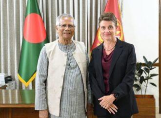 প্রধান উপদেষ্টার সঙ্গে জাতিসংঘ আবাসিক সমন্বয়কের সাক্ষাৎ, ফেব্রুয়ারিতে নির্বাচন উপলক্ষে সহযোগিতার প্রতিশ্রুতি