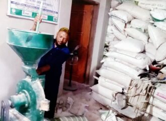 জয়পুরহাটে ডিমের খোসা থেকে পাউডার তৈরি করে স্বাবলম্বী উদ্যোক্তা