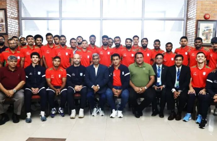 বাংলাদেশ ফুটবল দল দেশে ফিরলেন দীর্ঘ অপেক্ষার পর