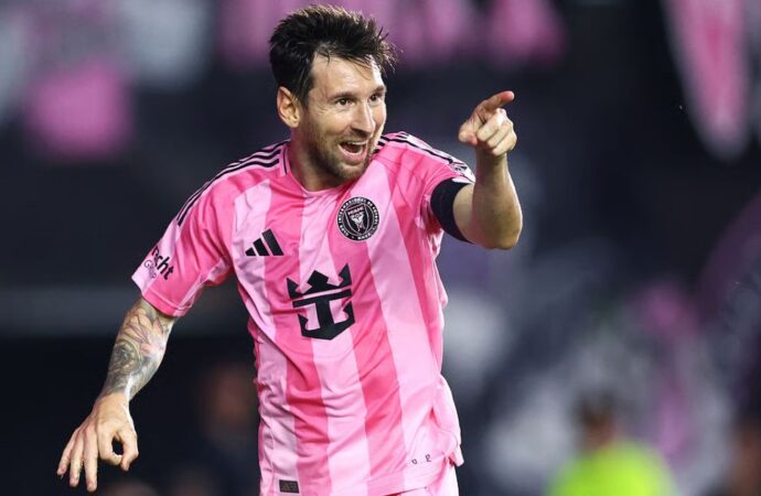 গোলে ফেরেন মেসি, জয় ফিরে আসে মায়ামির