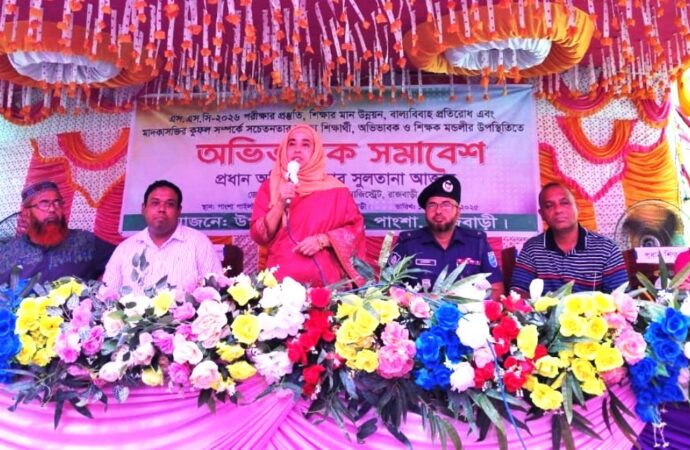 শিক্ষকের কাছেই পড়ুক শিক্ষার্থী, নিরপেক্ষভাবে দেখবেন খাতা — ডিসি সুলতানা
