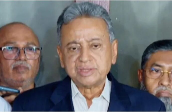 আমীর খসরু বললেন: দেশি-বিদেশি বিনিয়োগকারীরা নির্বাচনের অপেক্ষায়