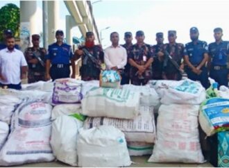 কুমিল্লায় টাস্কফোর্সের অভিযান, বিপুল পরিমাণ ভারতীয় পণ্য জব্দ