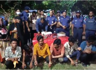 নারায়ণগঞ্জে যৌথ অভিযান: ২৪ আটক, সরকারি আদালত থেকে ৫ জনকে সাজা