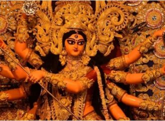আজ মহাষষ্ঠী, শুরু হলো দেবী দুর্গা বরণের প্রস্তুতি