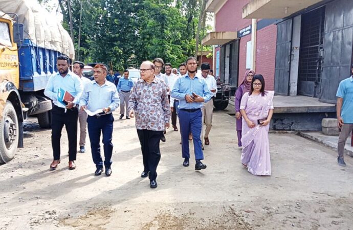 আনোয়ারায় গুদাম নির্মাণে দৃশ্যমান অগ্রগতি