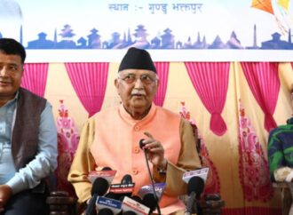 নেপালের ক্ষমতাচ্যুত প্রধানমন্ত্রী প্রকাশ্যে: বললেন, ‘দেশ ছেড়ে পালাবো না’