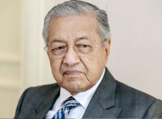 ইসরায়েলের গণহত্যা শতাব্দী ধরে মনে রাখা হবে: মাহাথির