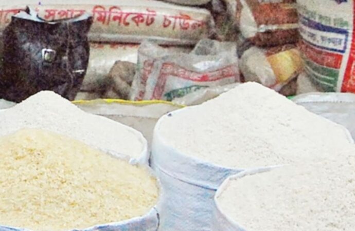 এক বছরে চাল, ডাল, তেল ও মাংসের দাম ব্যাপক বৃদ্ধি