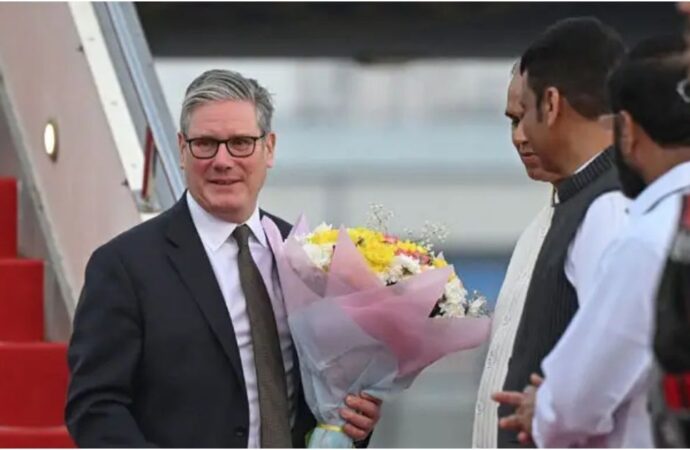 ভারতীয়দের জন্য যুক্তরাজ্যের ভিসা নীতিতে শিথিলনা: কিয়ার স্টারমার