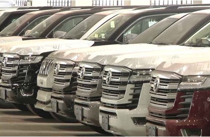 এনবিআর-এর সিদ্ধান্ত: এমপি কোটার ৩০টি বিলাসবহুল গাড়ি নিলামে না বিক্রি করে হস্তান্তর করা হবে