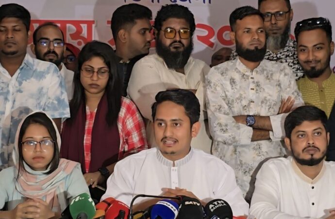 উপদেষ্টাদের কোনো সেফ এক্সিট নেই: সারজিস আলম