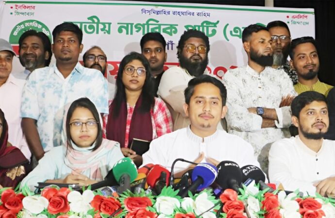 এনসিপি নির্বাচনে শাপলা প্রতীক নিয়েই অংশগ্রহণ করবে: নওগাঁয় সারজিস আলম