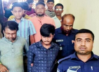 ইবি ক্যাম্পাসে নিষিদ্ধ ছাত্রলীগ নেতা আটক, থানায় সোপর্দ