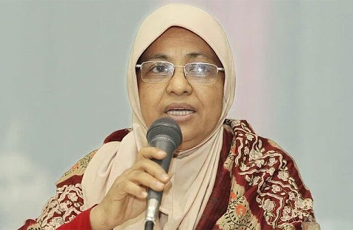 ক্যান্সার চিকিৎসায় বিশেষজ্ঞ ডাক্তারের প্রশিক্ষণ বাড়াতে হবে: স্বাস্থ্য উপদেষ্টা