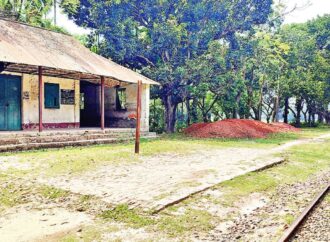 সরিষাবাড়ীর ৭ রেলস্টেশনের মধ্যে ৩টি বন্ধ, যাত্রীরা দুর্ভোগে
