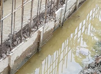 প্রধান নির্দেশ উপেক্ষা করছে ঠিকাদার: সোনাইমুড়ীতে ড্রেন নির্মাণে অনিয়মের অভিযোগ