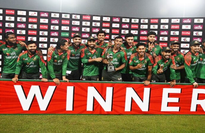 বাংলাদেশের বিপক্ষে সিরিজ জয় দিয়ে ওয়েস্ট ইন্ডিজের হারের কপি শেষ