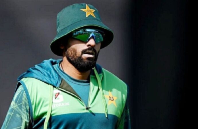 পাকিস্তানের টি-টোয়েন্টি দলে ফিরলেন বাবর আজম