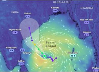 গভীর নিম্নচাপ থেকে ঘূর্ণিঝড়ে রূপ নেয় ‘মোন্থা’, সমুদ্রবন্দরে ২ নম্বর সংকেত