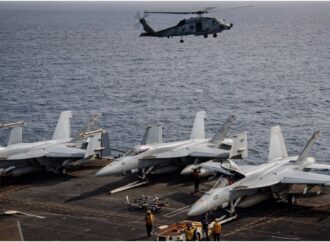 দক্ষিণ চীন সাগরে মার্কিন যুদ্ধবিমান ও হেলিকপ্টার বিধ্বস্ত