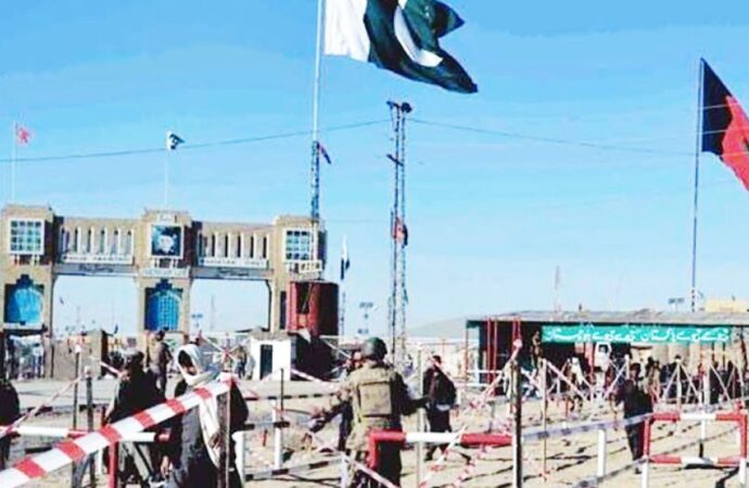 পাকিস্তানের সঙ্গে সীমান্ত বাণিজ্য বন্ধ, বিকল্প পথে নীতি গ্রহণ করছে আফগানিস্তান