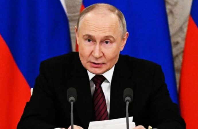 রাশিয়ার পারমাণবিক ক্ষেপণাস্ত্র পরীক্ষার সফলতা: পুতিন দাবি