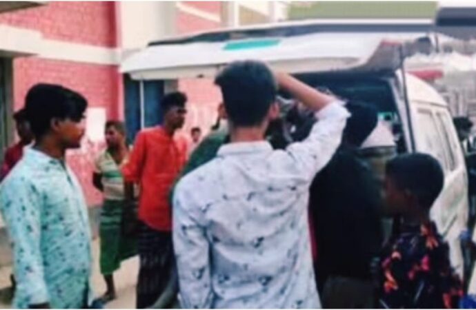 দৌলতপুরে খড়ের মাঠ দখলে সংঘর্ষ: নিহত ২, আহত ২