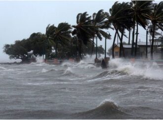 ধেয়ে আসছে ঘূর্ণিঝড় মন্থা, আজই বাংলাদেশের বিভিন্ন স্থানে আঘাতের আশঙ্কা