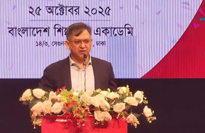 আ. লীগের প্রত্যাবর্তনের সব দরজা বন্ধে এক হওয়ার আহ্বান সালাহউদ্দিনের