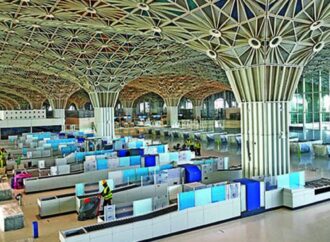 বিমানবন্দরে অস্থায়ী গুদাম বানাবে বিজিএমইএ ও বিকেএমইএ