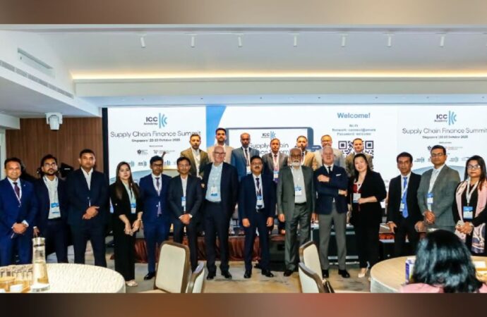 সিঙ্গাপুরে সাপ্লাই চেইন ফিন্যান্স সম্মেলনে অংশ নিয়েছে আইসিসিবি প্রতিনিধিদল
