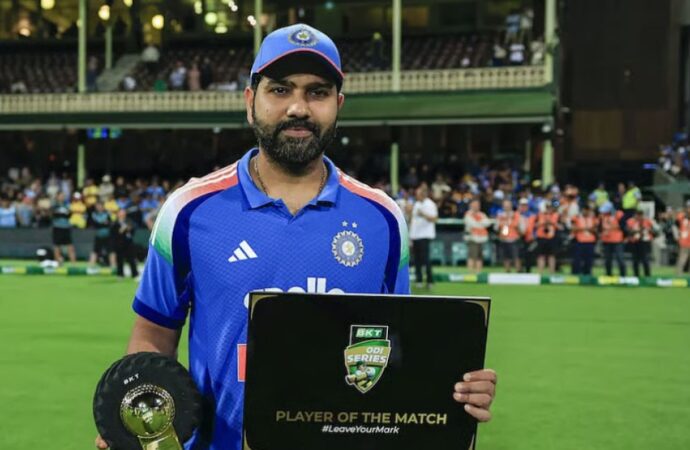 ৩৮ বছর বয়সে রোহিতের অবসান: প্রথমবার ওয়ানডে র‌্যাঙ্কিংয়ে এক নম্বর ব্যাটসম্যান