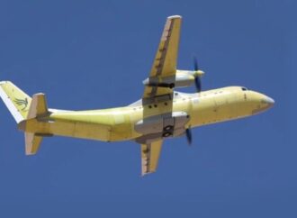 ইরান তৈরি করল নিজস্ব কার্গো বিমান, ১৫ বছর পর সফলতা