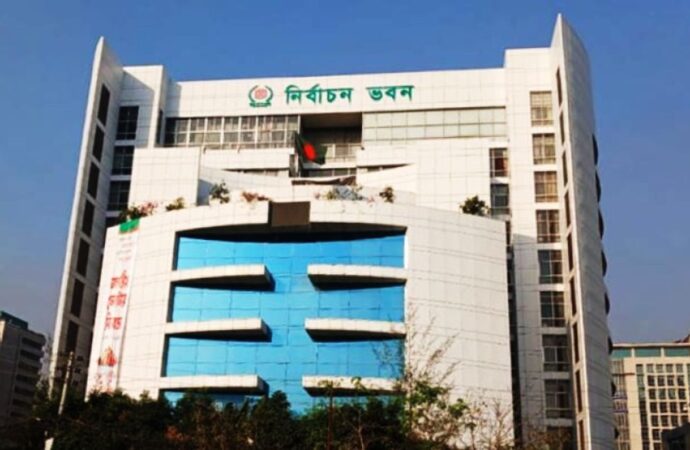 নির্বাচনী উৎসবে দেশ: আধা শতভাগ প্রস্তুতি, ভরসা ভোটার আস্থায়